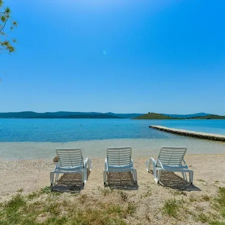 Lägenhet Kucica 6 Kamp Laguna Turanj